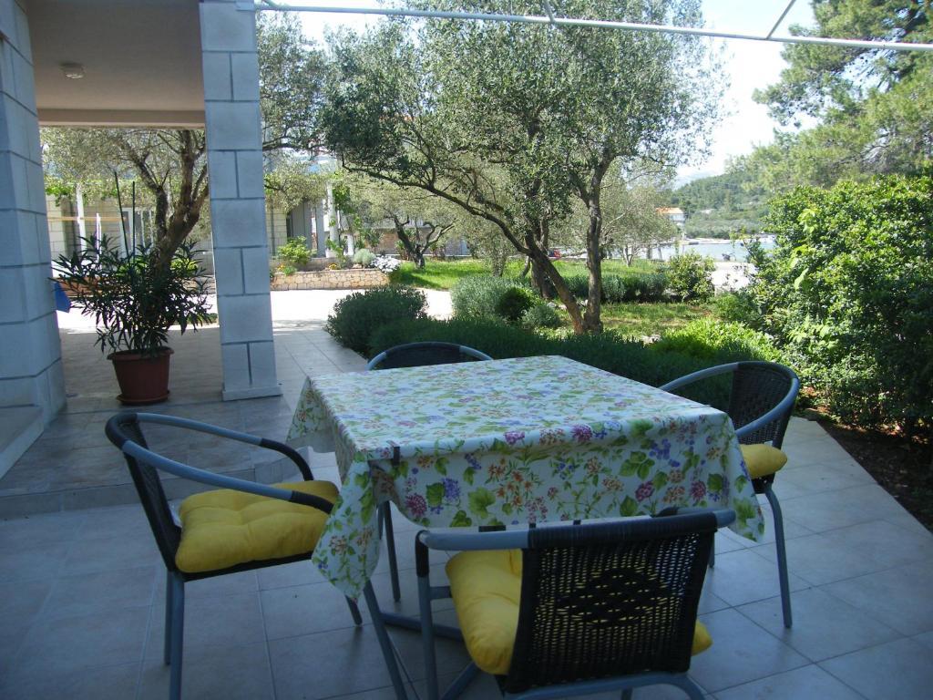Apartments Maslina Lumbarda Room photo