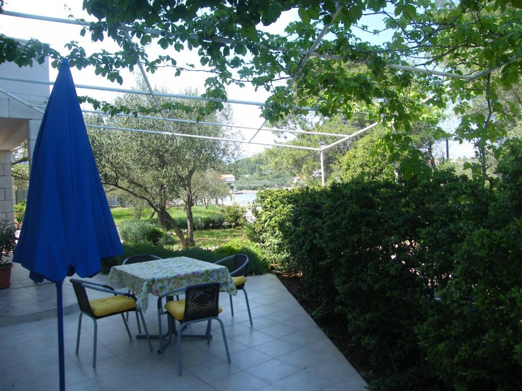 Apartments Maslina Lumbarda Exterior photo