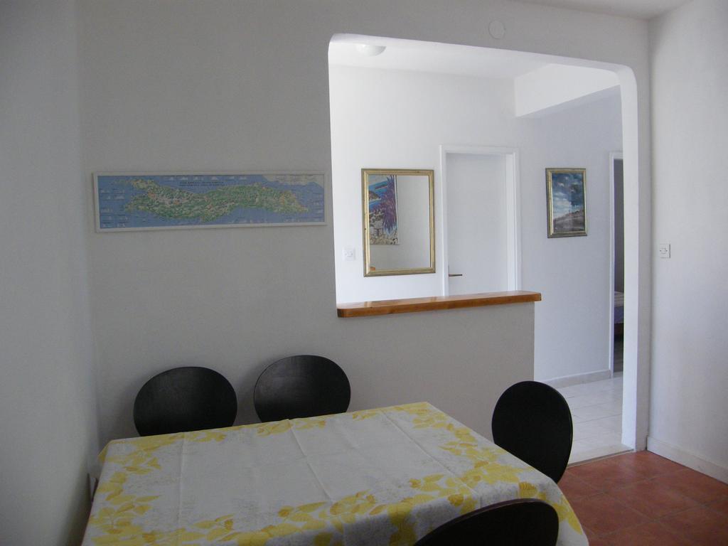 Apartments Maslina Lumbarda Exterior photo