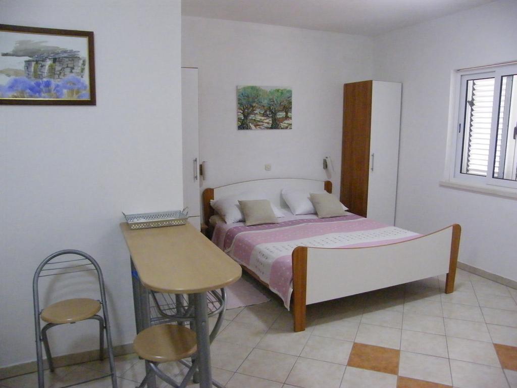Apartments Maslina Lumbarda Exterior photo